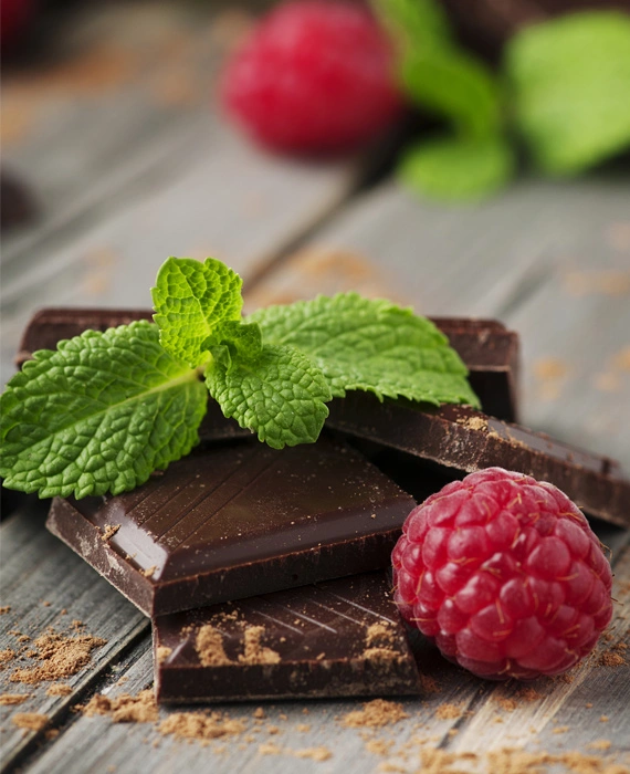 Chocolate, Raspberries & Walnuts Snack