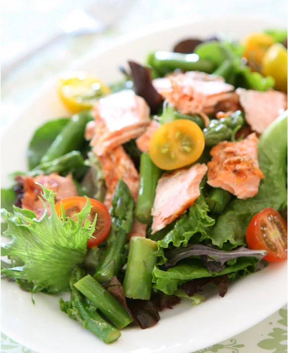 Seared Wild Salmon Salad with Sesame Ginger Dressing