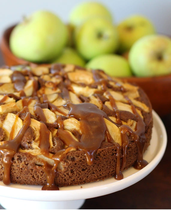Dessert: Caramel Apple Cake