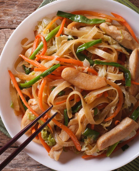 Paleo Chicken Chow Mein with Miracle Noodles
