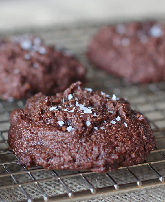 Keto Salted Brownie Cookies
