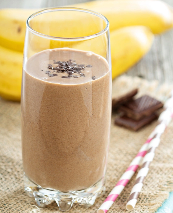 Chocolate, Almond Butter & Banana Smoothie 